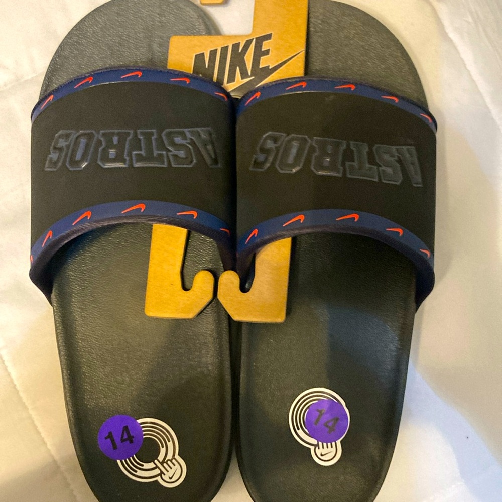 Nike Astros  Sandals brand new!